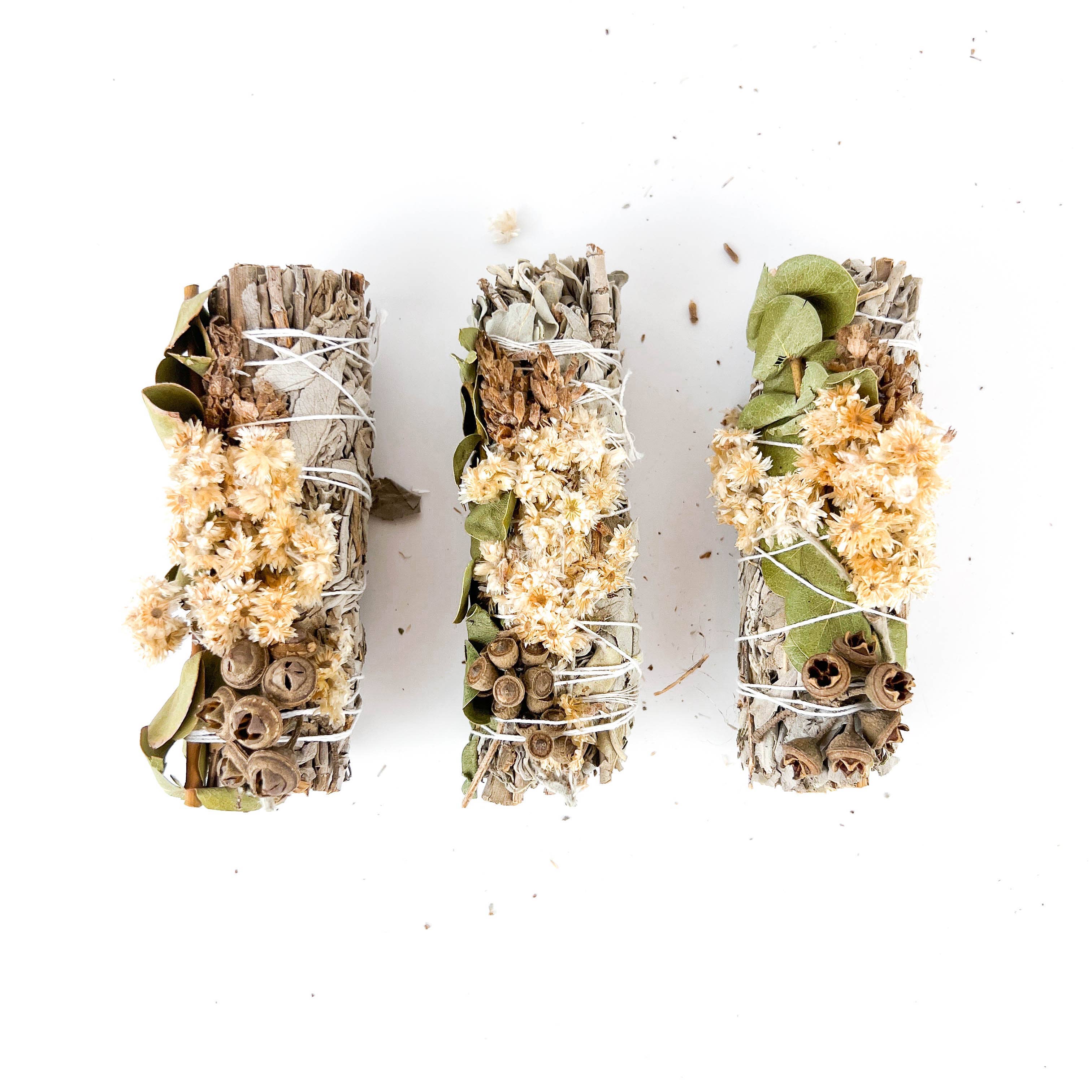 GREENROOTS USA LLC - Wholesale Sage Bundle - White Sage, Lavender & Eucalyptus Dollar Sage 4"21