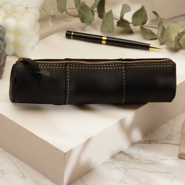 American Leather Goods - Wholesale Pencil Case/Pouch - Leather Pencil Case, Make-up Brush Holder, Pen Holder5