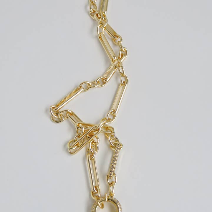 Boutique Suarez Co. - Wholesale Pendant/Charm Necklace - 18" Diamond Figaro Charm Holder Necklace - Clicker Clasp - add charms6