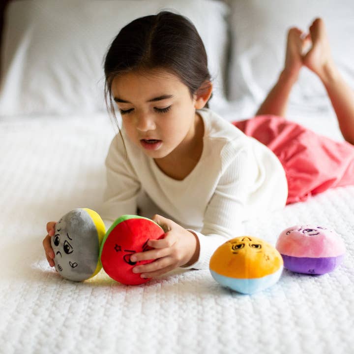 FeelLinks Emotion Plush Dolls | SEL Tools for Kids for wholesale by FeelLinks