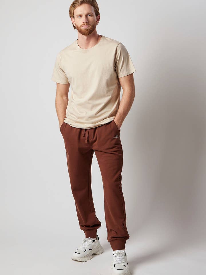 Ecru Crewneck t-shirt in certified organic cotton for wholesale on Faire2