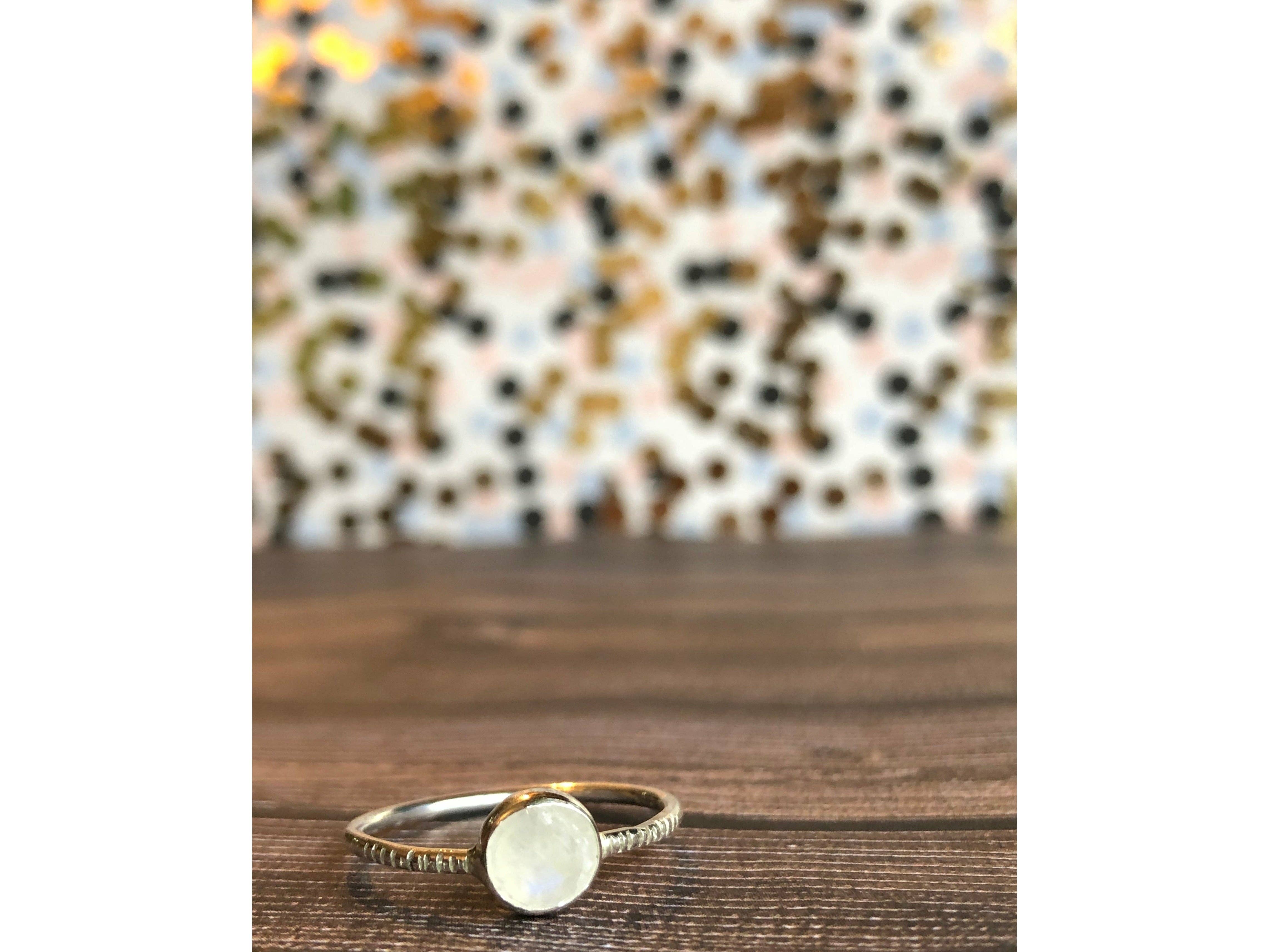 Nevermore Fine Jewelry - Vente Solitaire - Bague Moonstone3