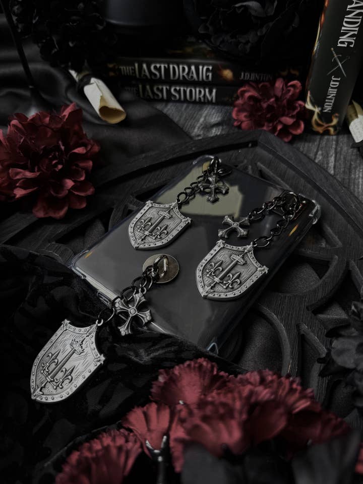 Breloque Le Fay pour liseuse électronique pour la vente par The Pretty Cult