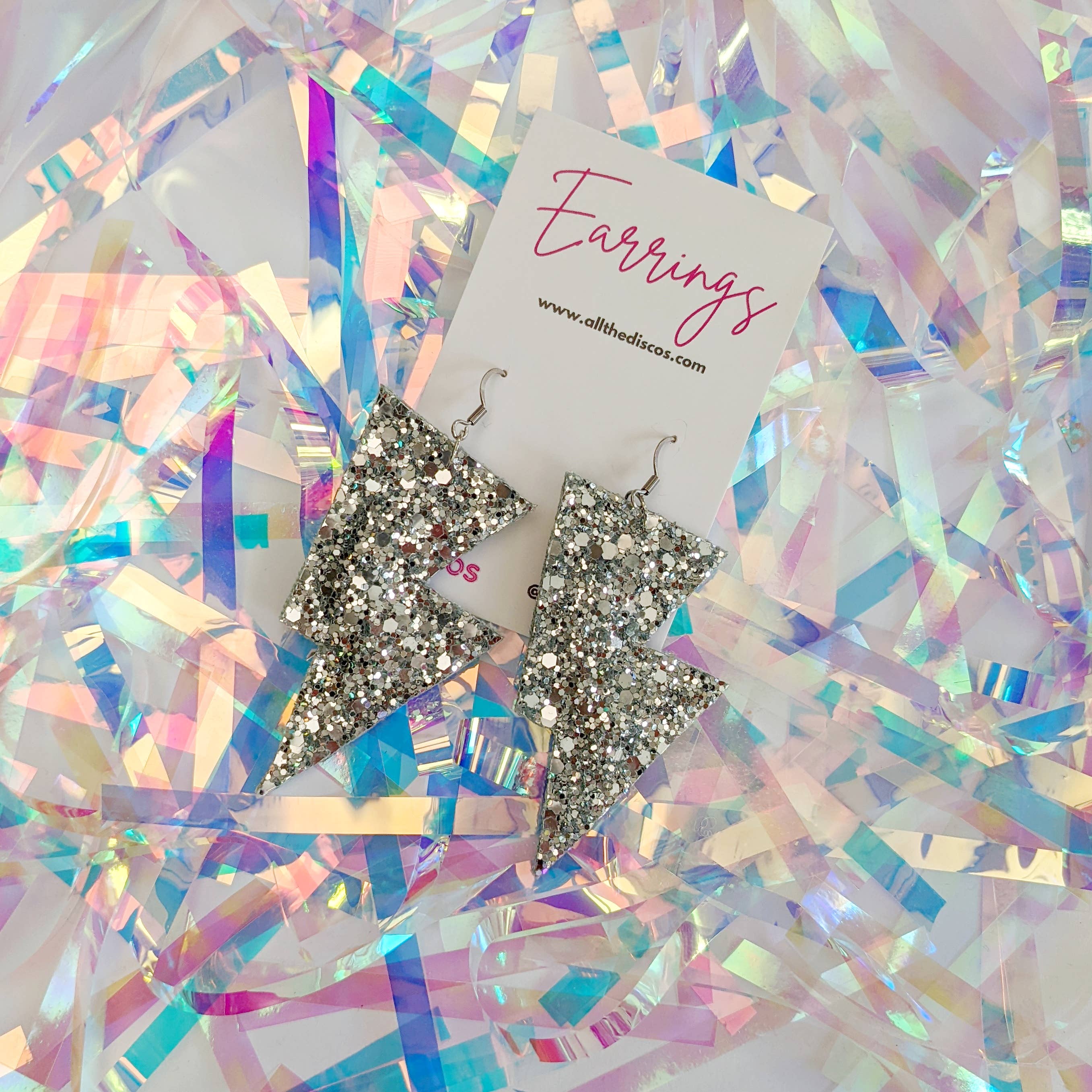 All The Discos - Vente Boucles d'oreilles pendantes - Boucles d'oreilles à paillettes argentées en forme de boule disco de taille moyenne2