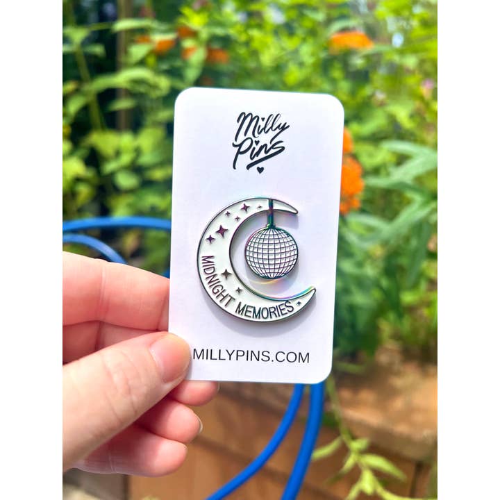 Millypins - Wholesale Lapel Pin/Button - Midnight Memories - One Direction Enamel Pin - 1D Fan Merch