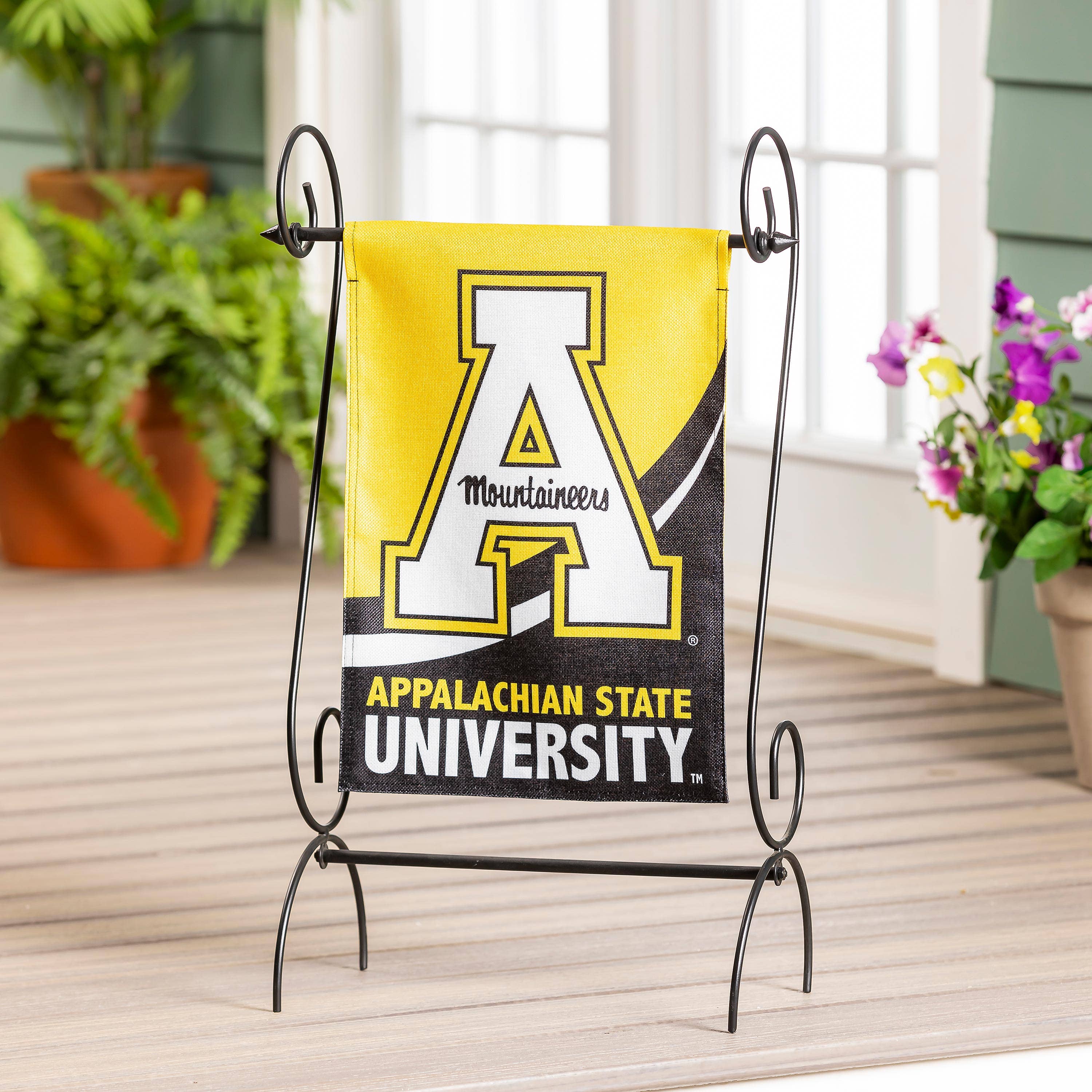 Evergreen Enterprises - Wholesale Flag - Appalachian State University Burlap Flag GDN Size1