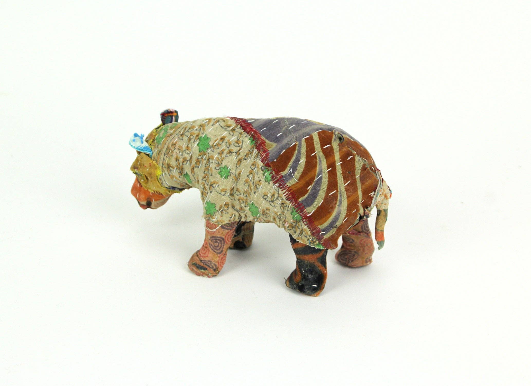 Things2Die4 - Wholesale Decorative Figurine - Handcrafted Vintage Look Sari Cloth Fabric Paper Mache Bear2