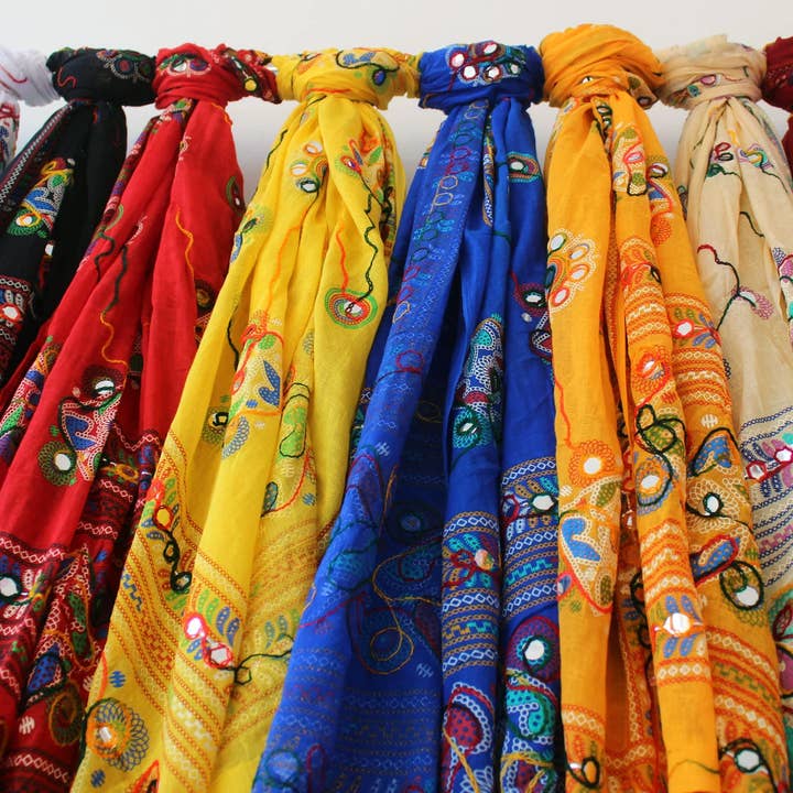 GYPSY STUDIO - Wholesale Scarf - Women's - 5 Piece Multi Colorful Embroidery Phulkari Stole Dupatta5