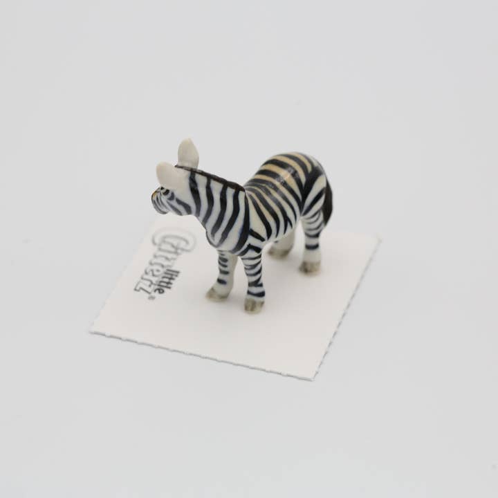 Little Critterz – wholesale Decorative figurine – Flicker Zebra Porcelain Miniature1