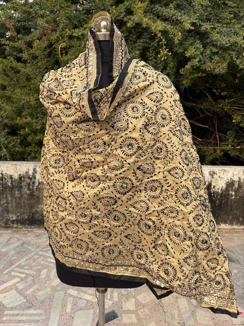 bhavnas boutique – Großhandel Schultertuch – Damen – Jaipuri Rajasthani Baumwollstickerei Frauen Phulkari Dupatta3