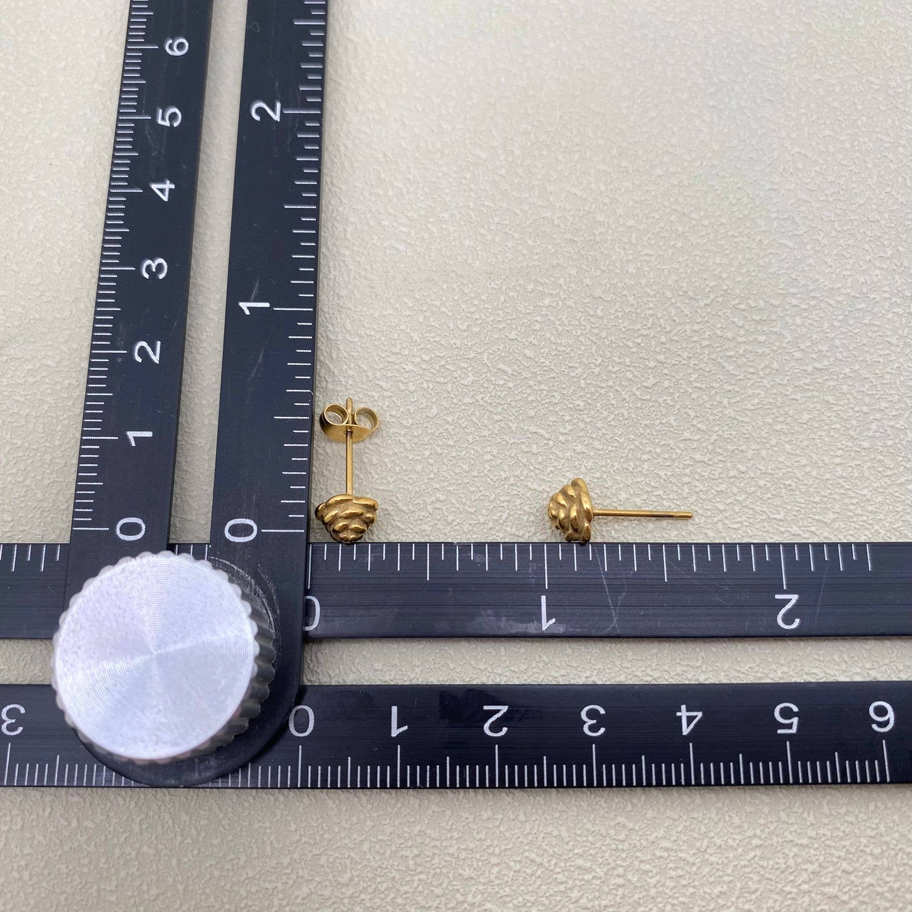 Mio Queena - Vente Clous d'oreille - Clous d'oreille roses en acier inoxydable plaqué or 18 carats - FGS2