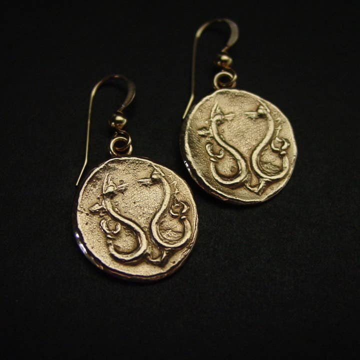 Pendientes Moneda Serpiente Marina para venta al por mayor de Vis a Vis Jewelry