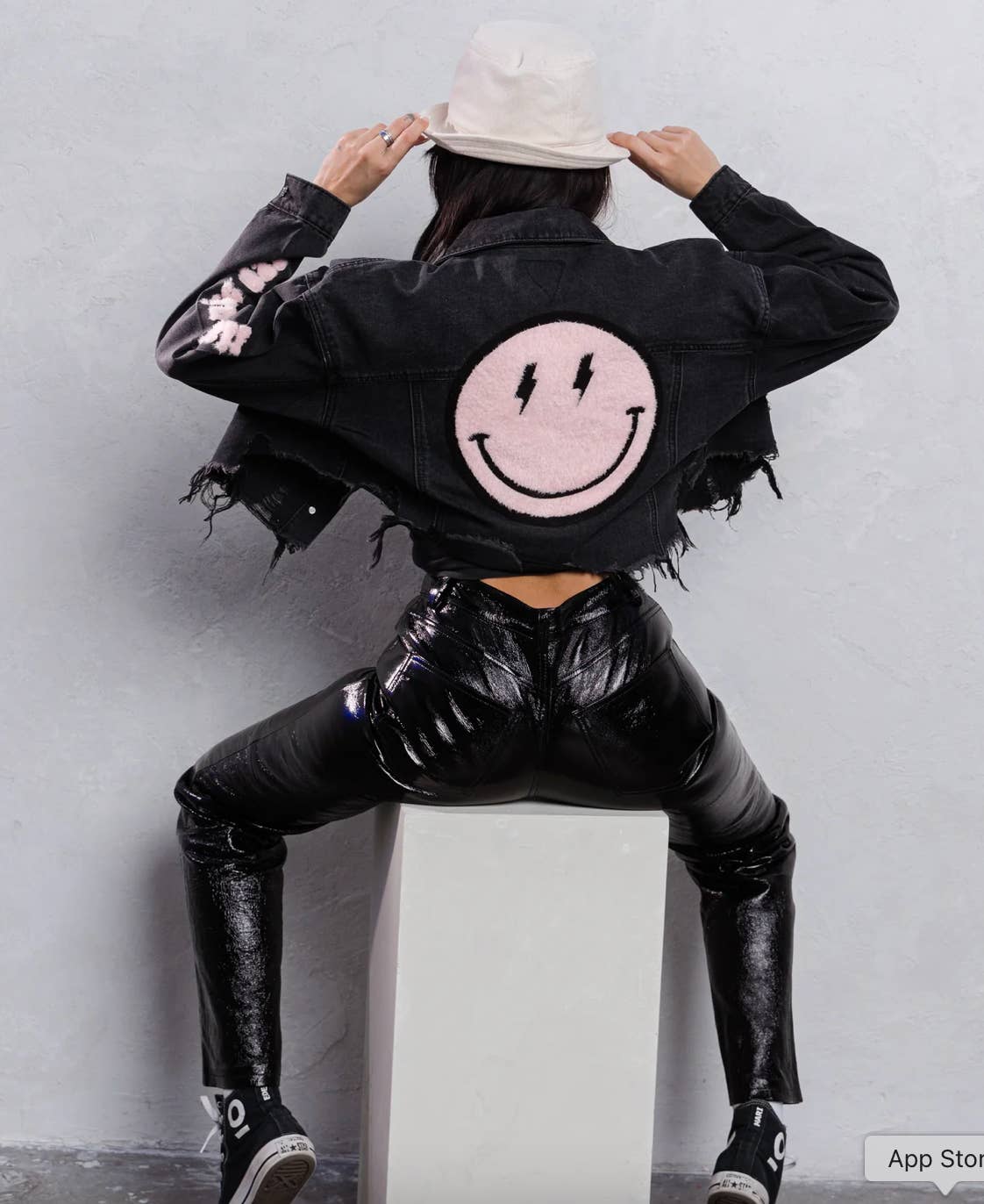 Noir Veste en jean avec écusson Smiley en vente sur Faire