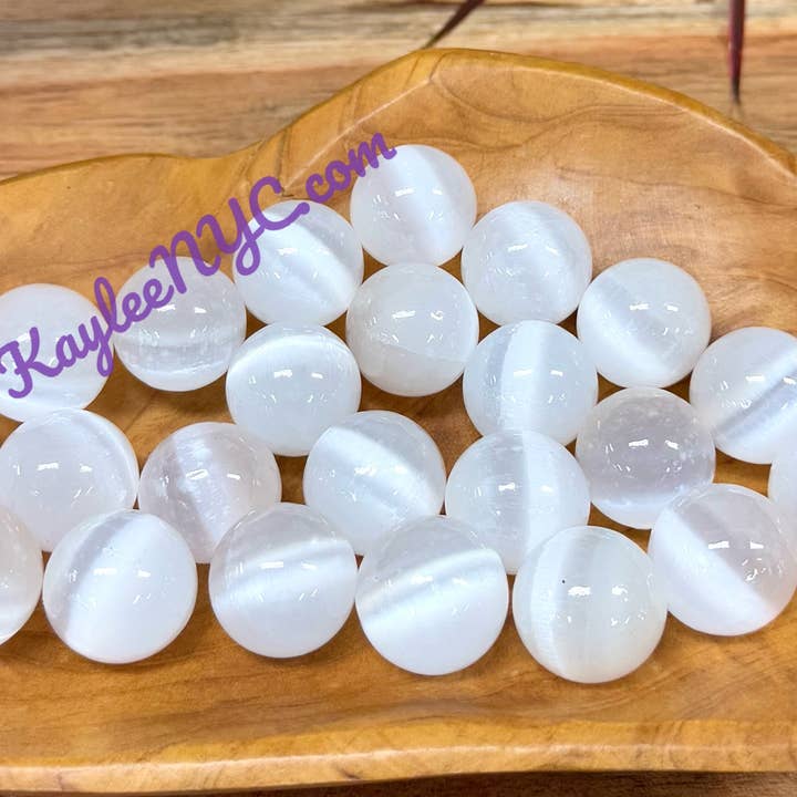 KayleeNYC - Wholesale Spiritual Stone/Crystal - Natural Selenite aks Satin Spar Sphere Crystal 2.5cm1