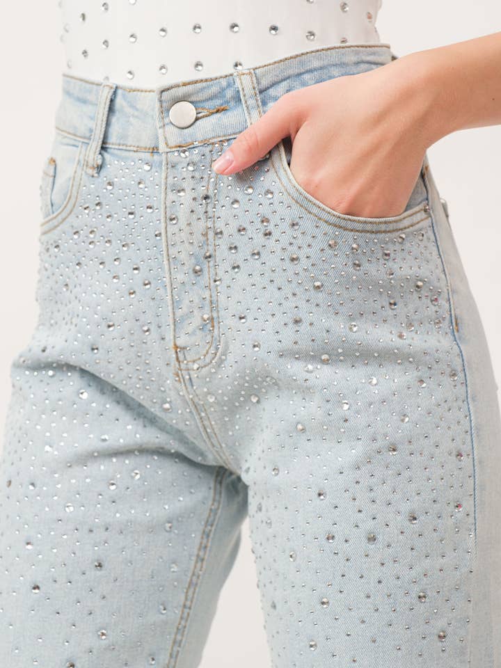 IP2770- Pantaloni in denim elasticizzato con strass per la vendita all'ingrosso da parte di KIWI