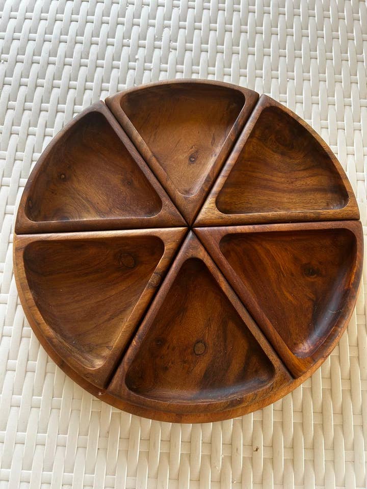 Handmade Tapas rounded Tray for wholesale by AuraLine Inc.