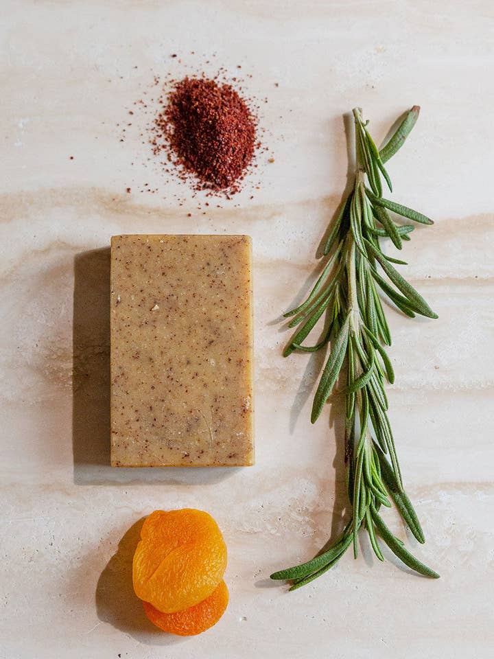 4 pack rosemary and apricot scrub for wholesale by Fifth Origins