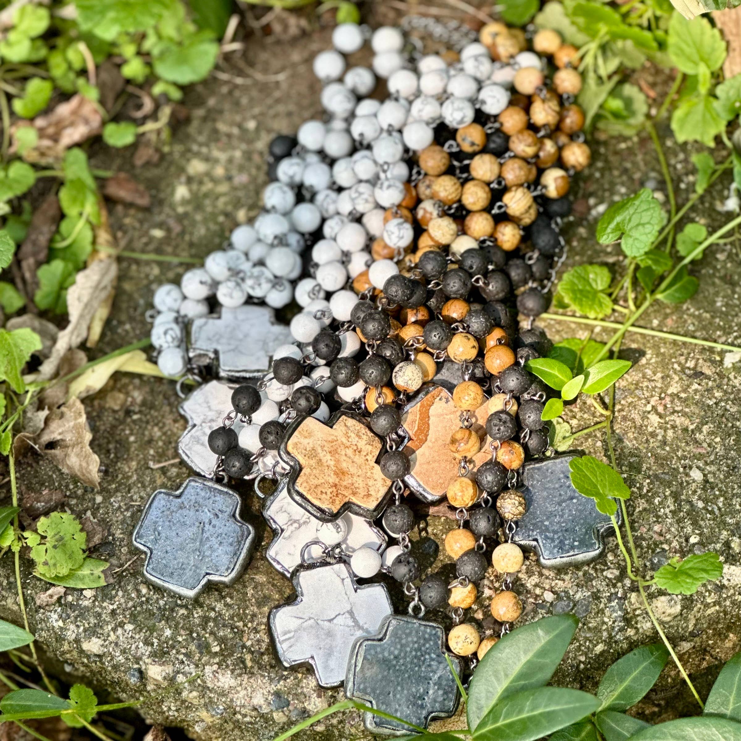 Bohemian Grace - Grace & Grit - Wholesale Halskettinghanger - Teton gesoldeerde kruisketting11