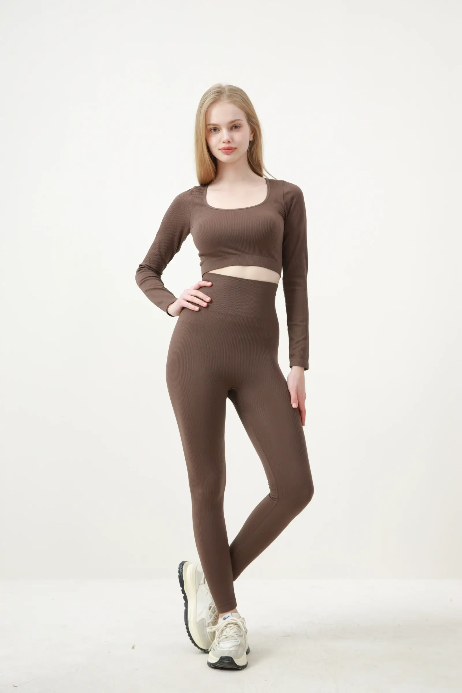 PHANIE MODE - Wholesale Sportset - Dames - Naadloze stretch top en legging set Pan-2273
