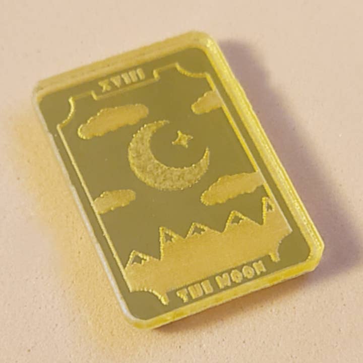Pin acrílico carta Tarot Luna para venta al por mayor de Boxford Comma