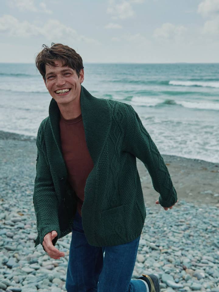 Aran Woollen Mills - Wholesale Cardigan – Men's - Killary Fjord Aran Cardigan - Forest Green1