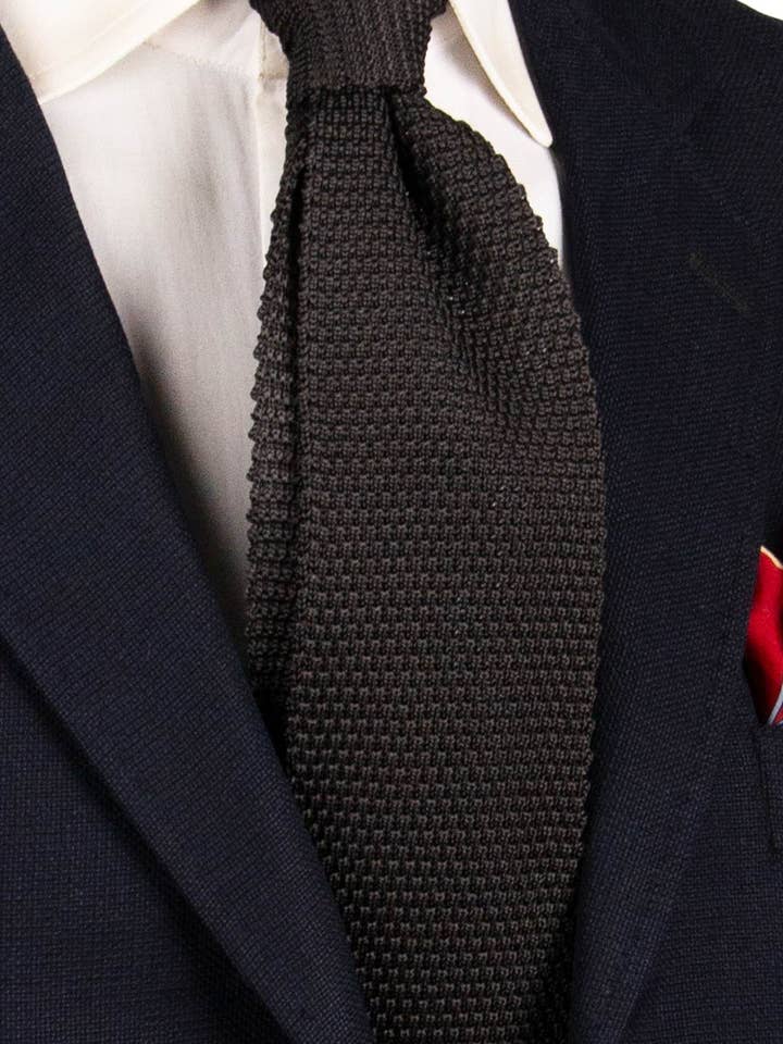Corbata de Punto en Tejido de Seda Gris Oscuro Liso TRI936 para venta al por mayor de Graffeo Cravatte