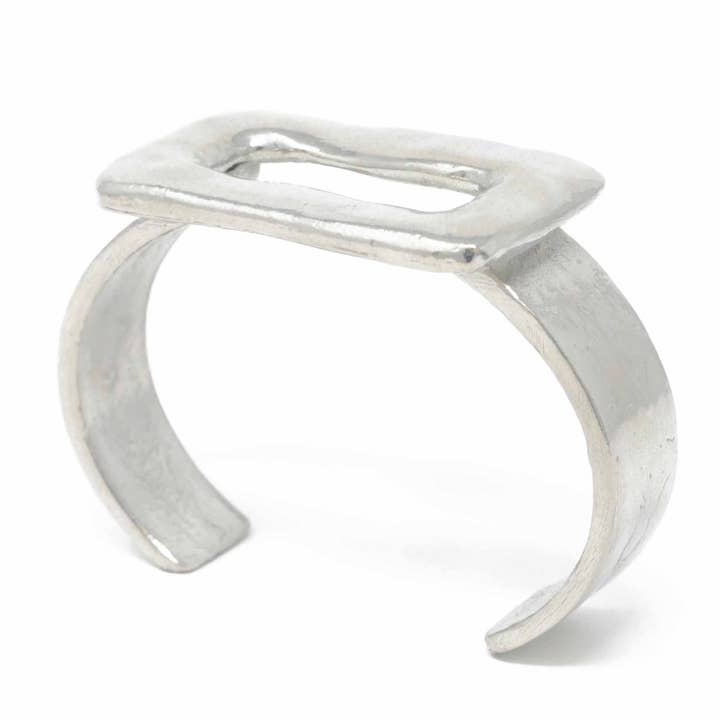 Großer Armreif mit Ringfunktion für den Großhandel von Sobo & Co Jewellery