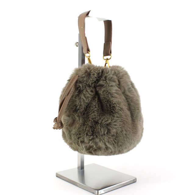 Pretty Persuasions - Wholesale Crossbody bag – Women's - P23091 Faux Fur Drawstring Bucket Crossbody Bag2