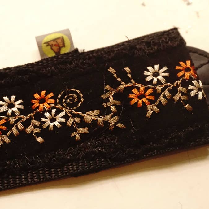 hundsfutter - Wholesale Camera Strap - Gabriela camera strap3