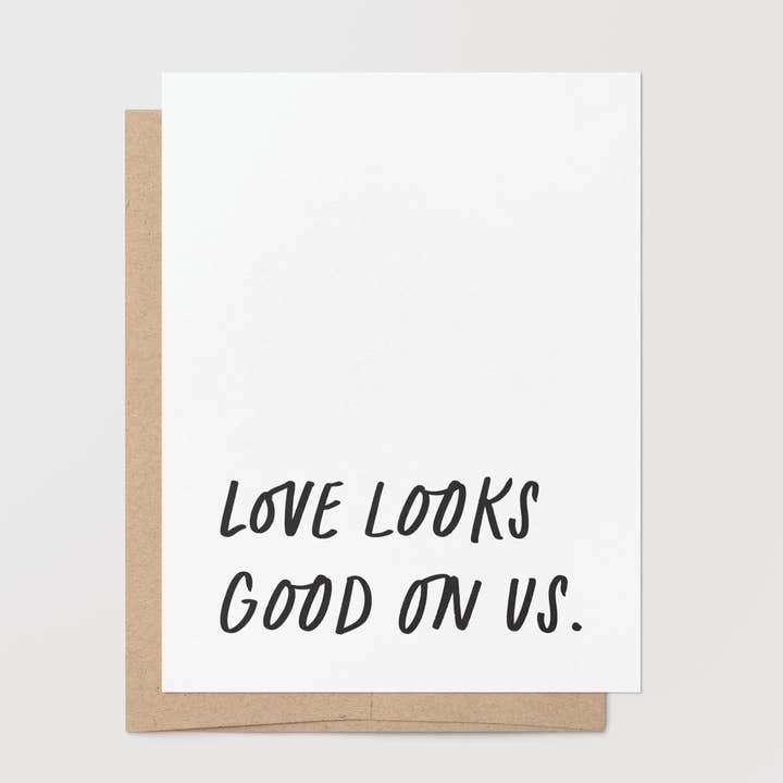 Carte de vœux d'anniversaire – L'amour nous va si bien pour la vente par Goodly Press | Modern Cards for Life’s Real Moments