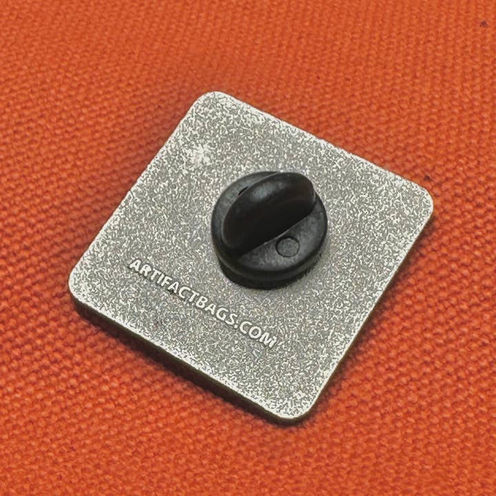 ARTIFACT - Wholesale Lapel Pin/Button - Hard Enamel Knitting Pins3