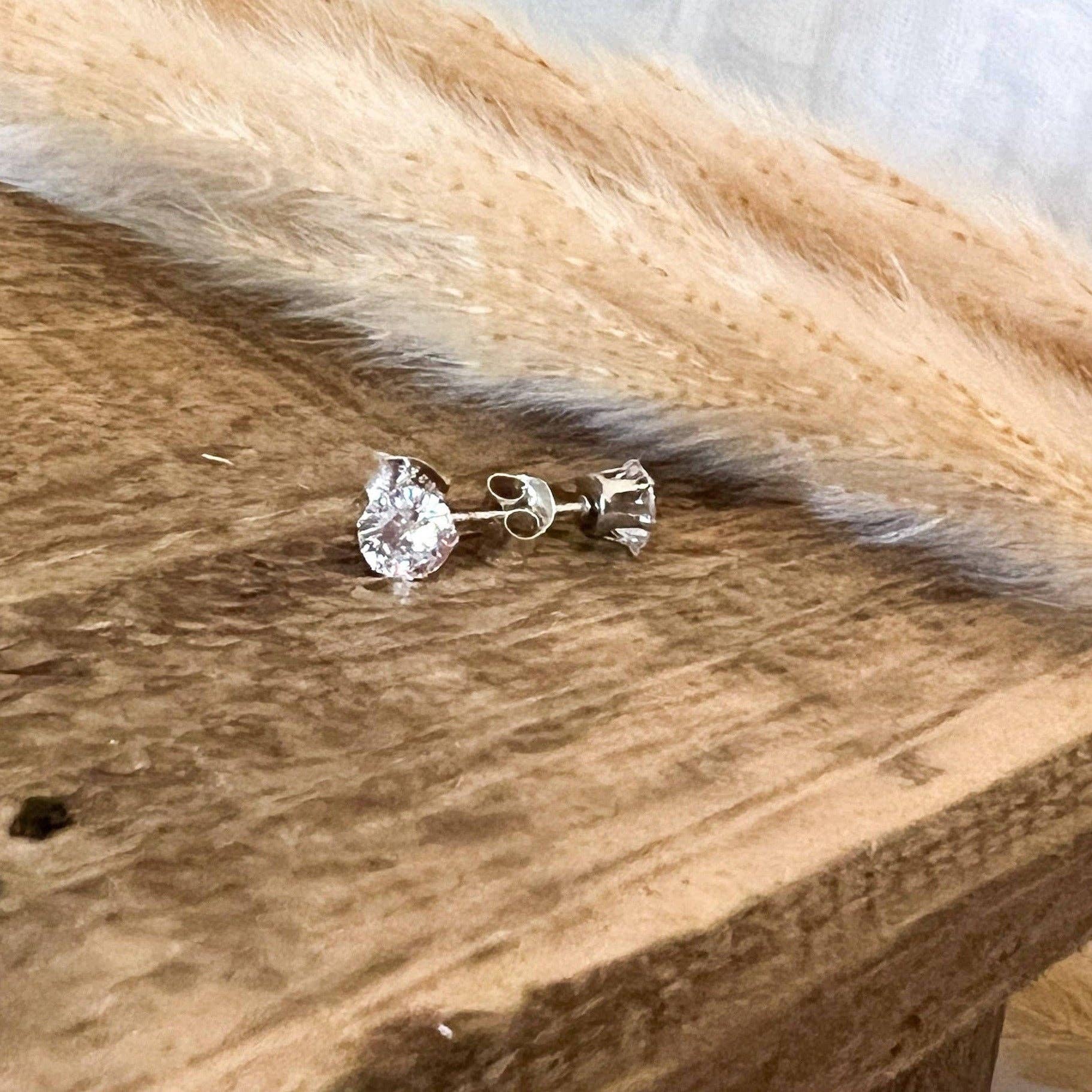 Sela+Sage – wholesale Stud/post earrings – 6mm (.85 karat) CZ Diamond Studs1