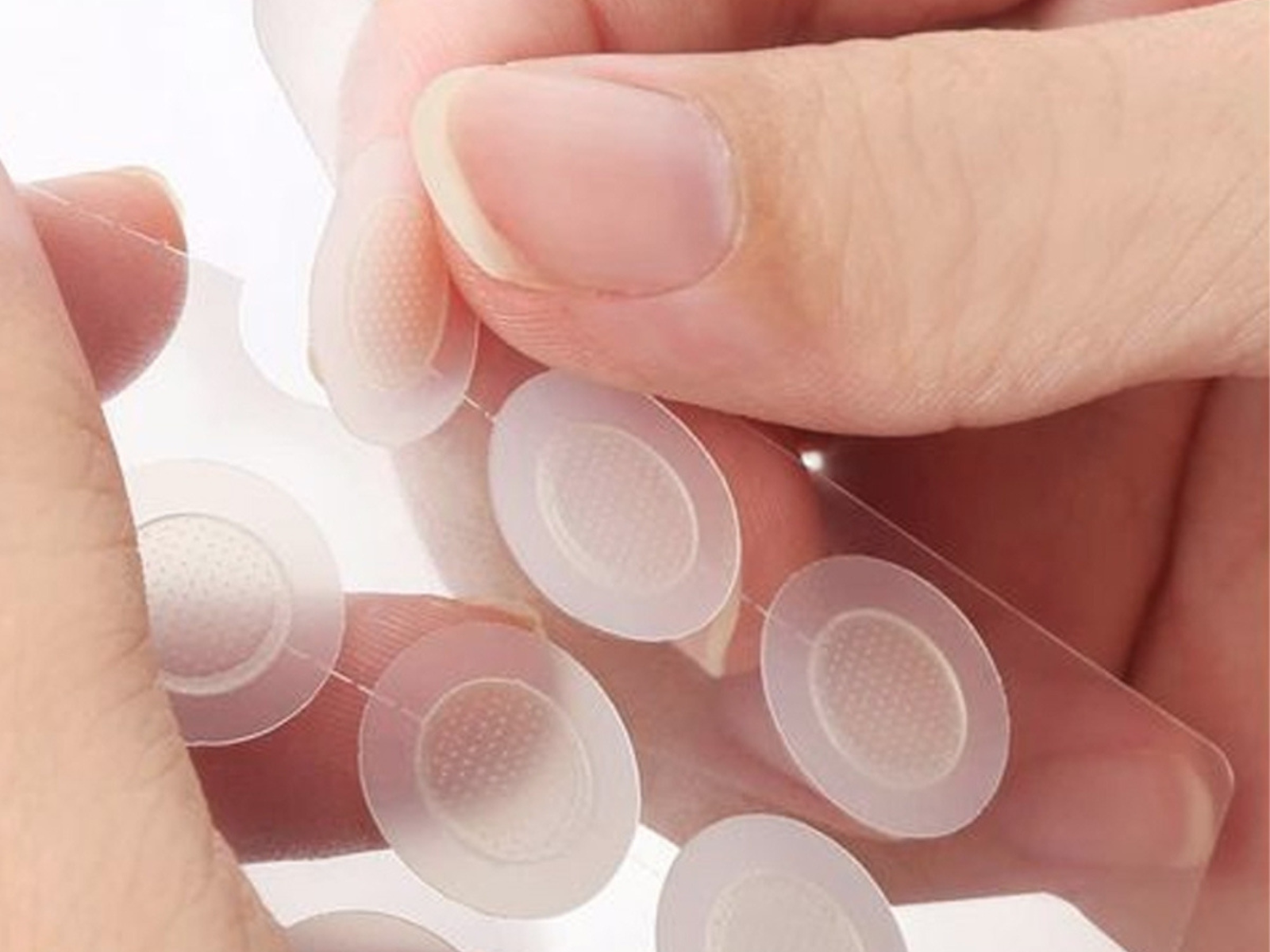 GenovieMD - Wholesale Acne/Hydrocolloid Patch - Microneedle Pimple Patches [9 Pcs] – Fast & Effective Acne7