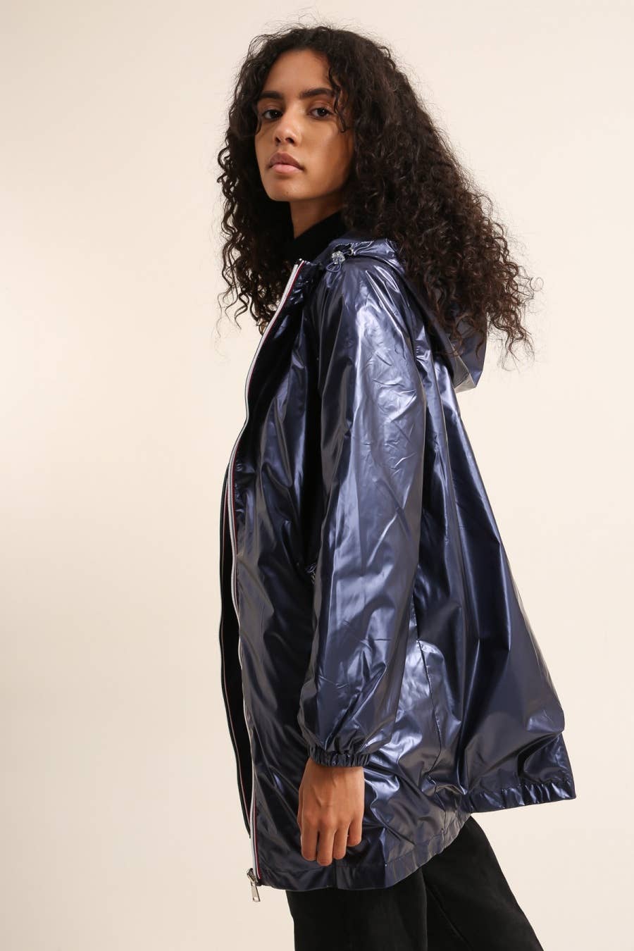 Attrait Paris - Wholesale Raincoat - Women's - Long reversible hooded waterproof jacket36