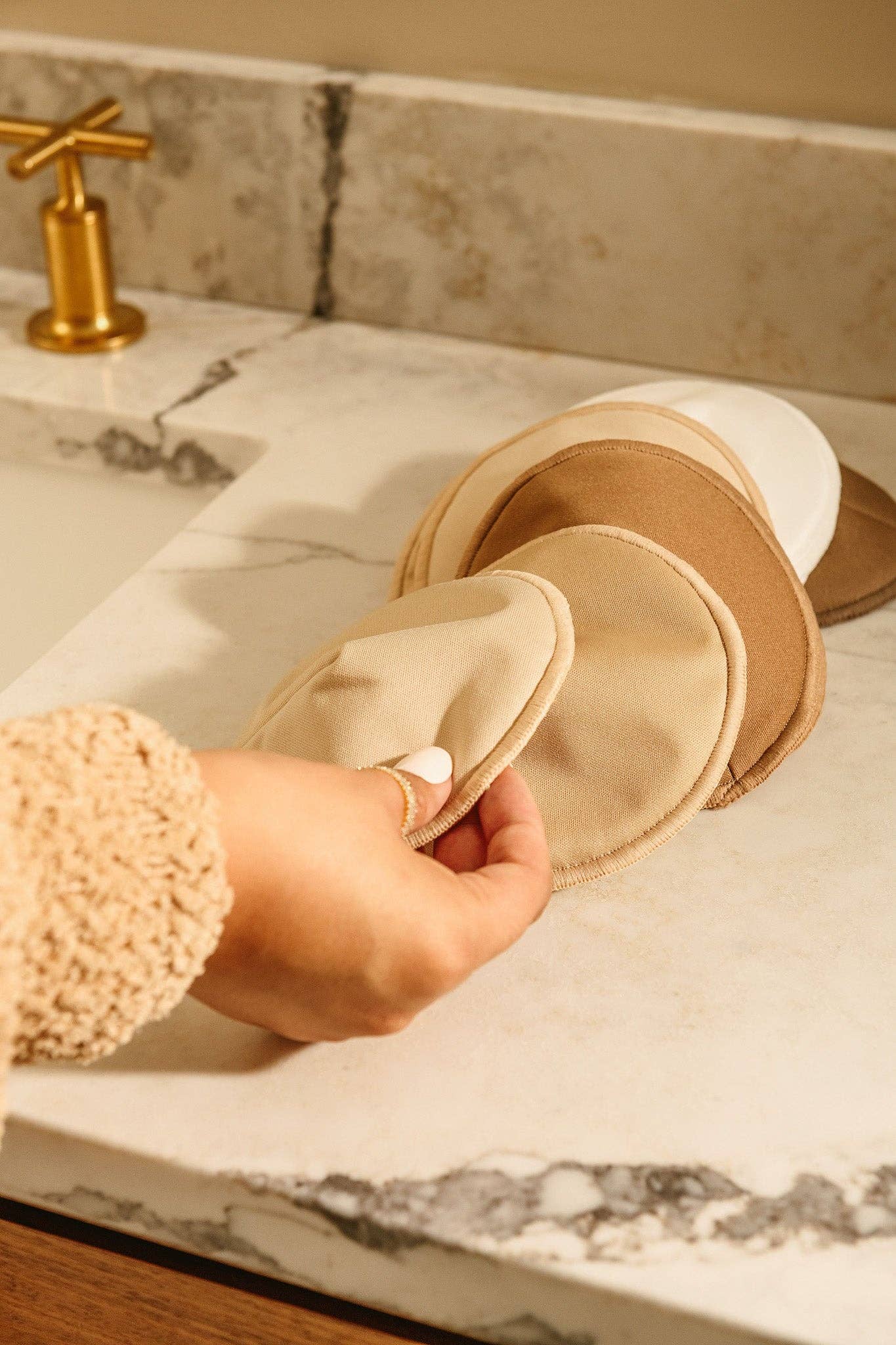 Le Lolo - Wholesale Nursing Bra - Maternity - Reusable Nursing Pads | Breastfeeding, Postpartum, New Mom5