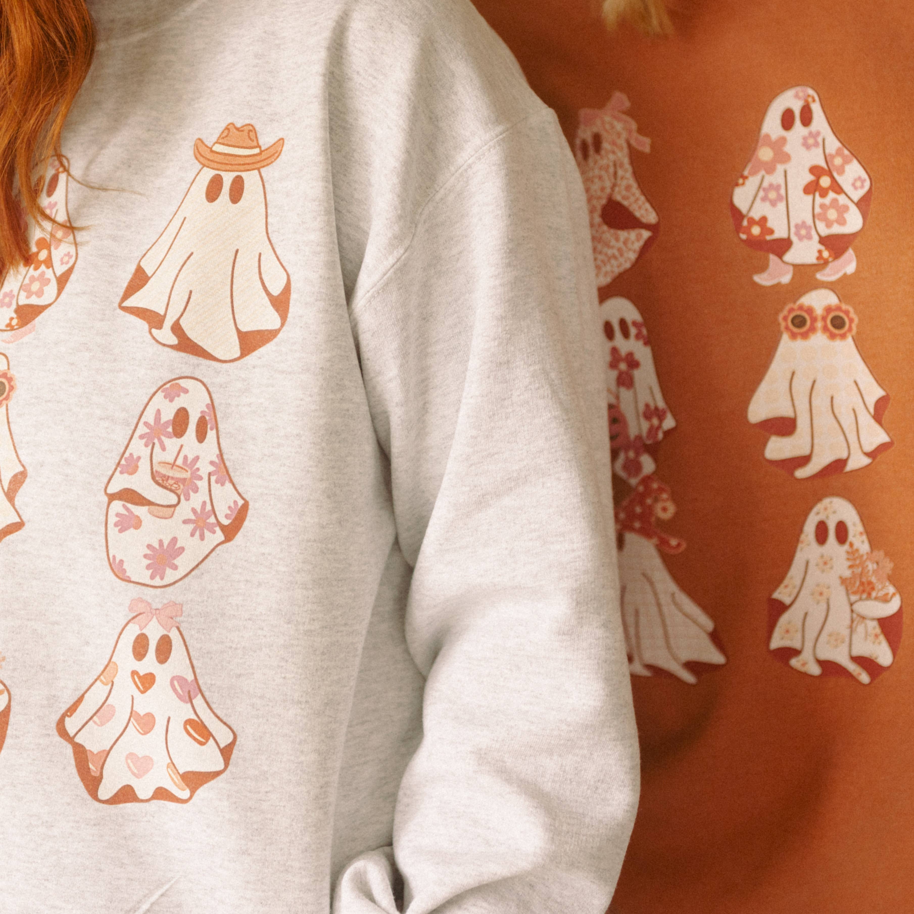 Whitney | Chaudoin Creations – wholesale Sweatshirt med tryck - Dam – Groovy Ghost Girls grafisk tröja1