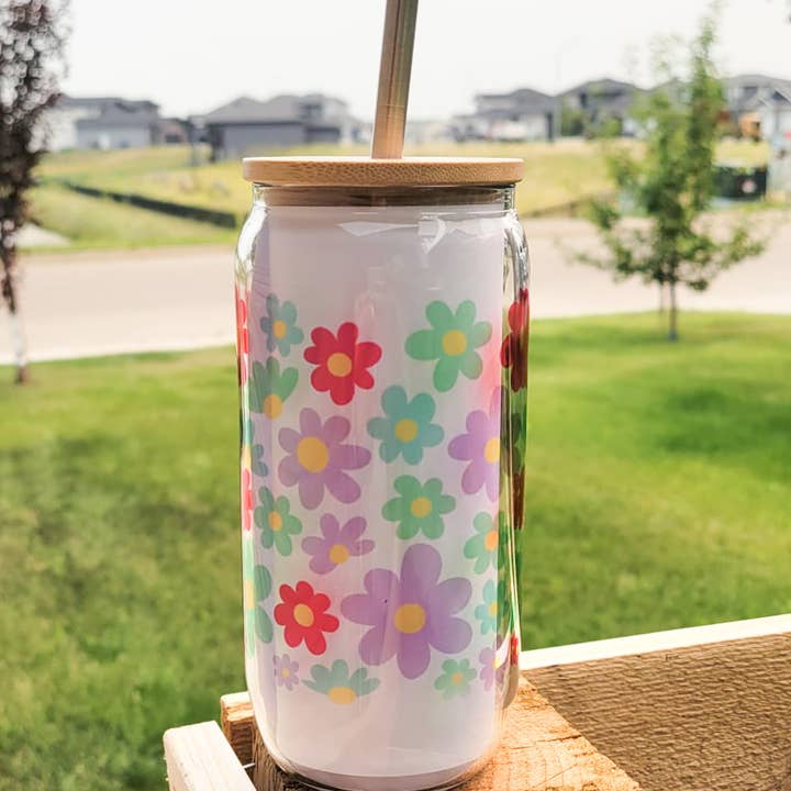 Colorful Daisy Glass Can w Bamboo Lid | Floral Glass Can for wholesale by DIYxe