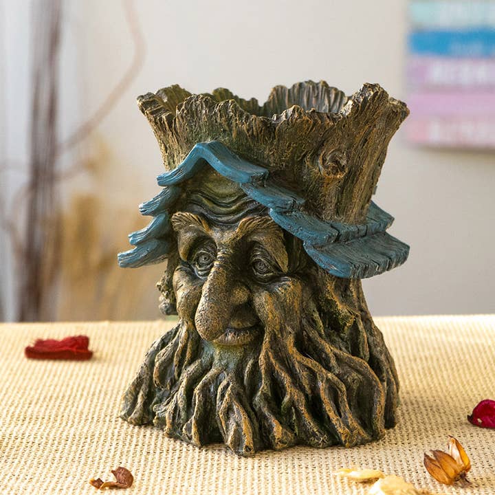 Pacific Trading - Wholesale Plant Pot - 15628 Greenman Flower Planter