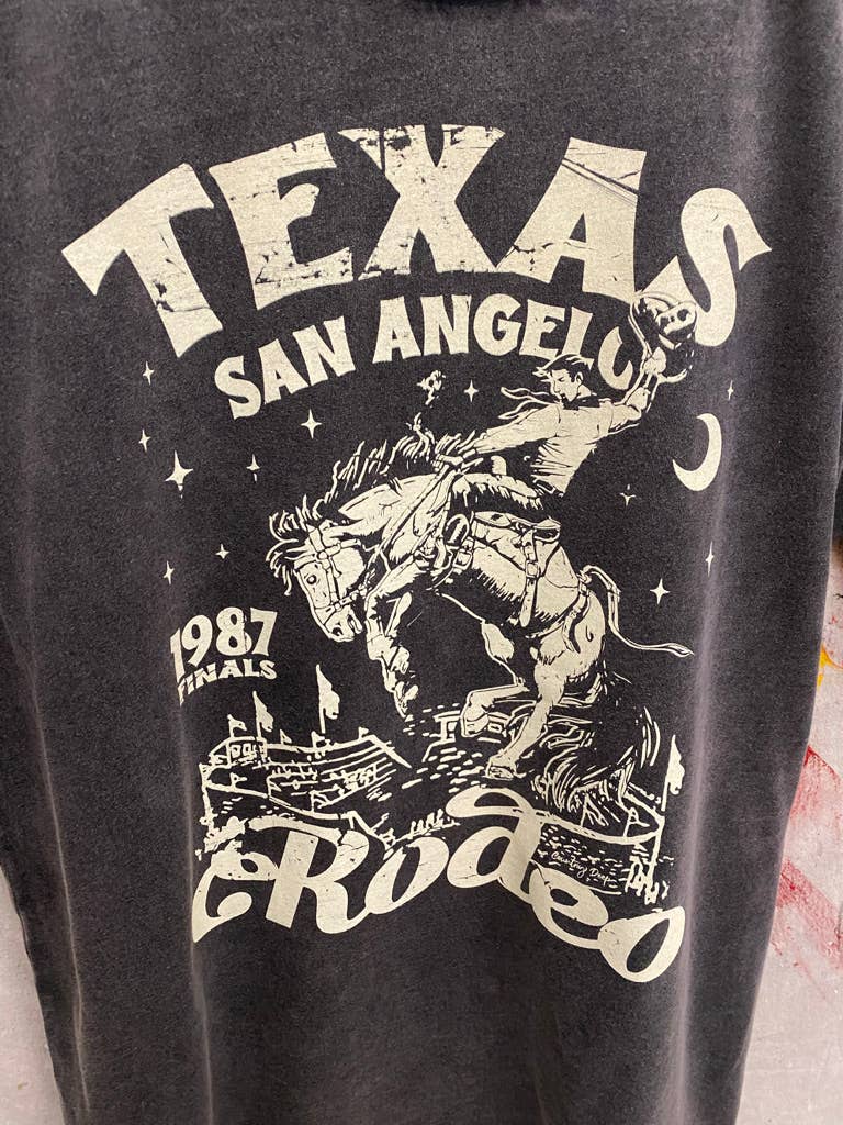 Country Deep Apparel - Vente T-shirt sérigraphié – unisexe - Finales du rodéo de San Angelo T-shirt décontracté délavé à l'acide (Copie)3