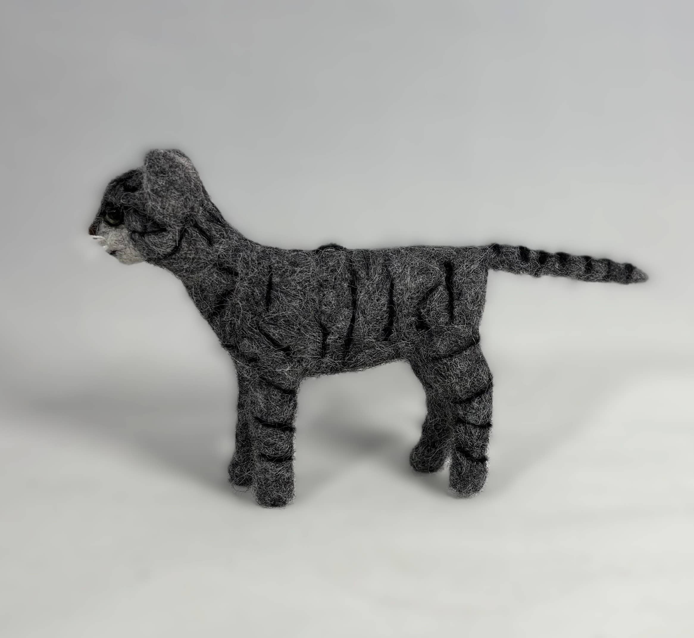 Wool Haus - Wholesale Ornament - Felted Wool Cat Christmas Ornament; Felt Animal Decor1