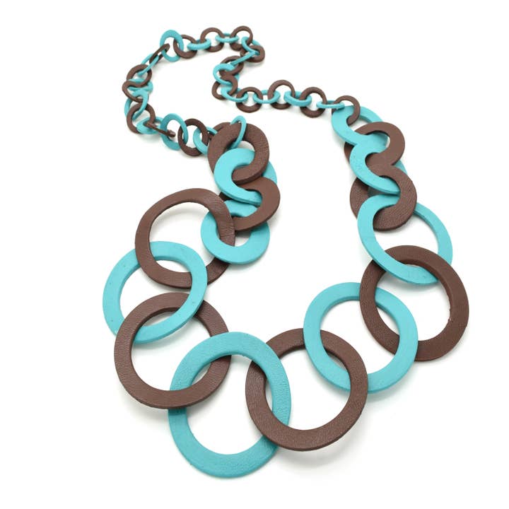 Nusantara Inc. - Wholesale Link & Chain Necklace - STUDIO 54 Leather Circle Necklace-974166