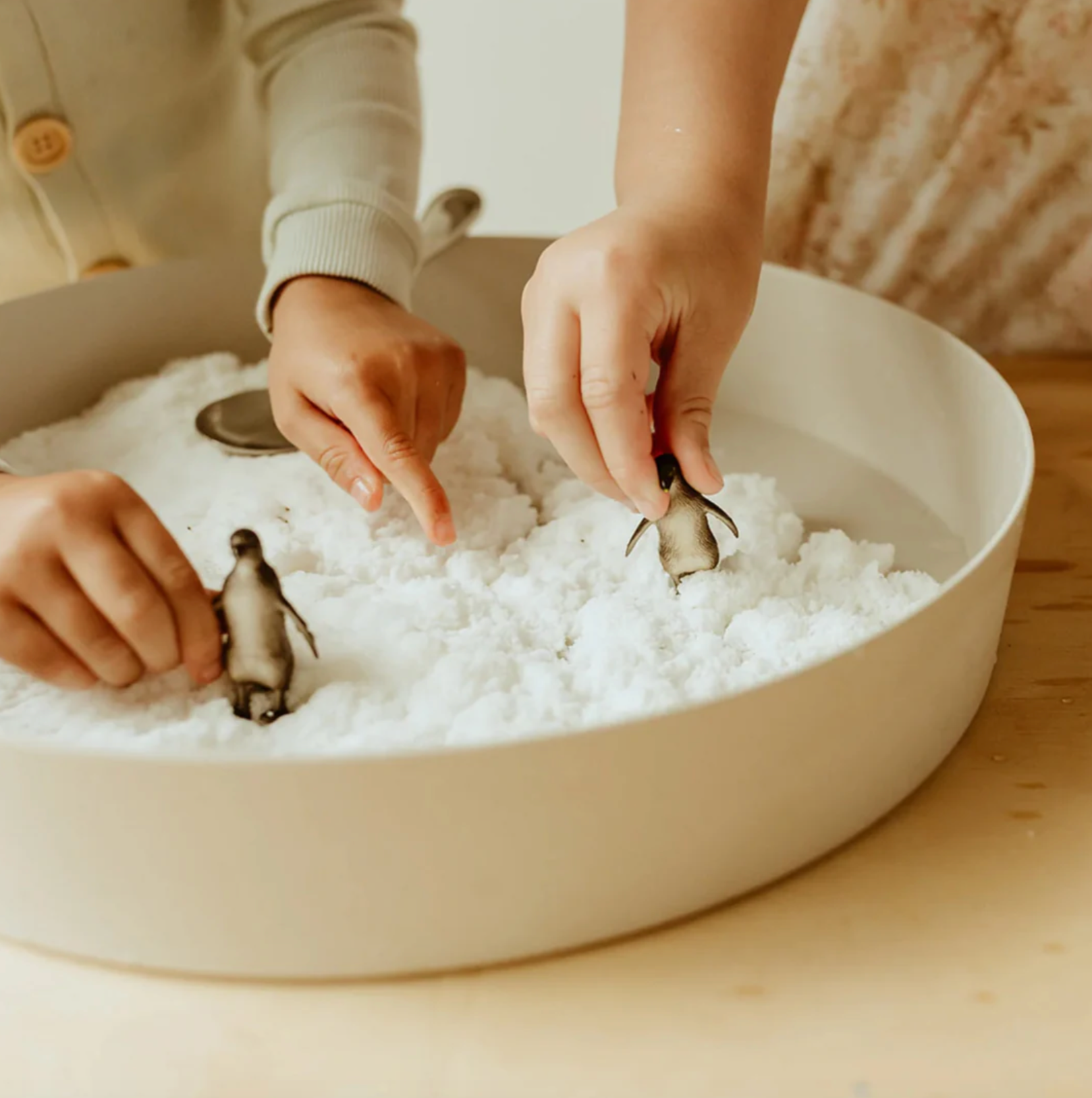 Glo Pals - Wholesale Putty/Slime - Kids - Sensory Snow - White1