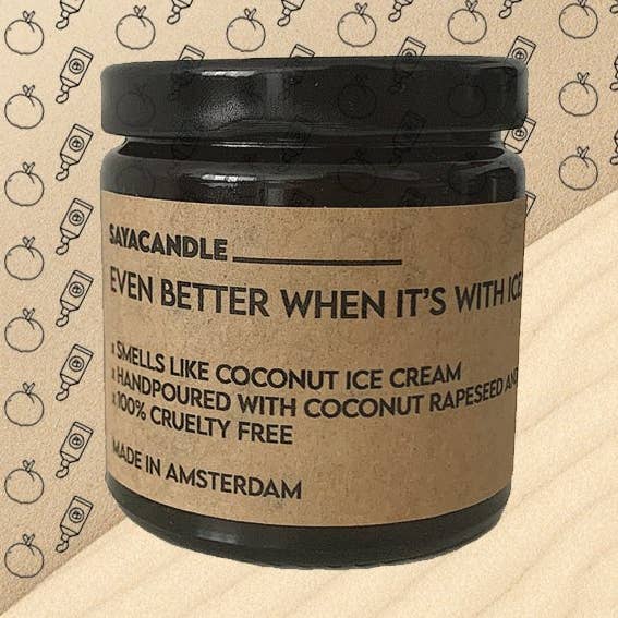 NOCH BESSER WENN ES MIT EISCREME IST - Handgemachte vegane Kerze für den Großhandel von Saya Candle - Vegan, Sustainable, Handmade Candles