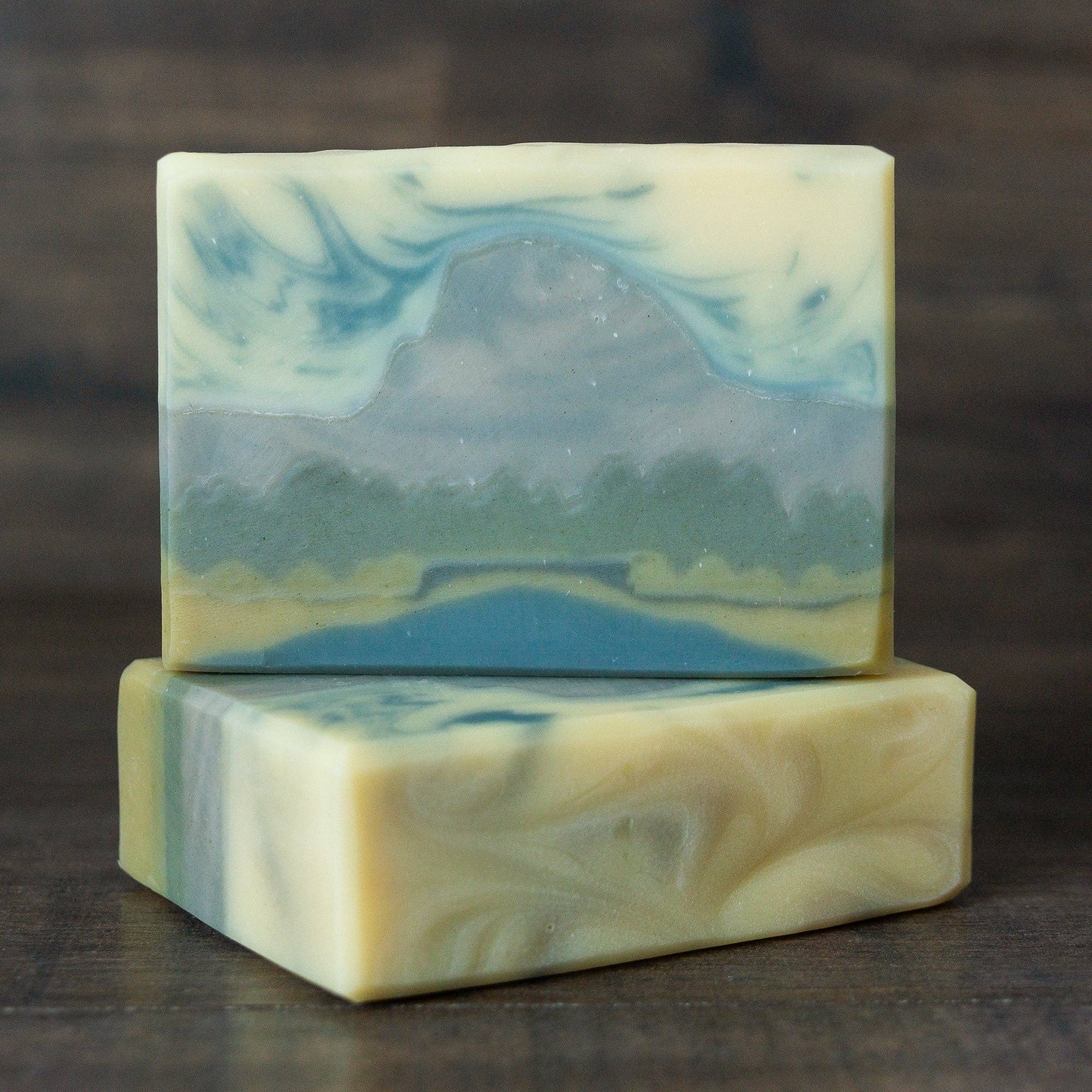 Delta Tule - Wholesale Bar Soap - Half Dome Soap // Lavender Geranium Lemongrass1