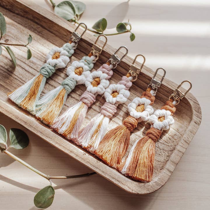Modern Bo Studio – wholesale Keychain – Women's – Daisy Keychain / Bag Charm4