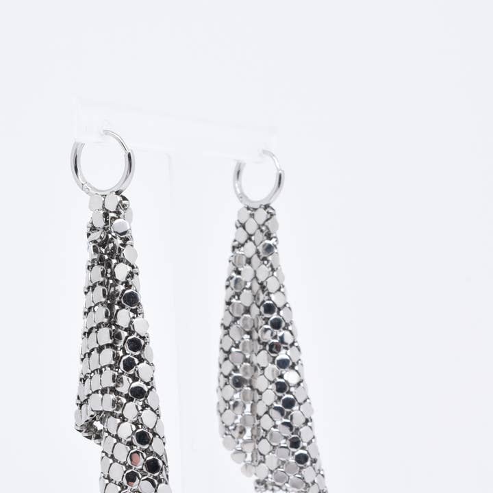 Orecchini in acciaio inox argento o oro, lunghezza 78 mm per la vendita all'ingrosso da parte di Kapyco