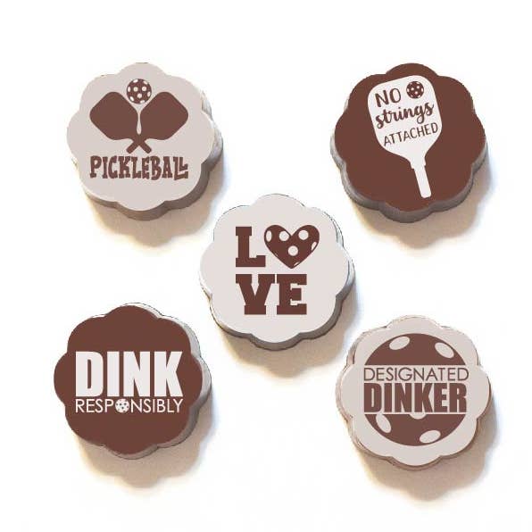Caramels au chocolat enrobés de pickleball pour la vente par Chouquette