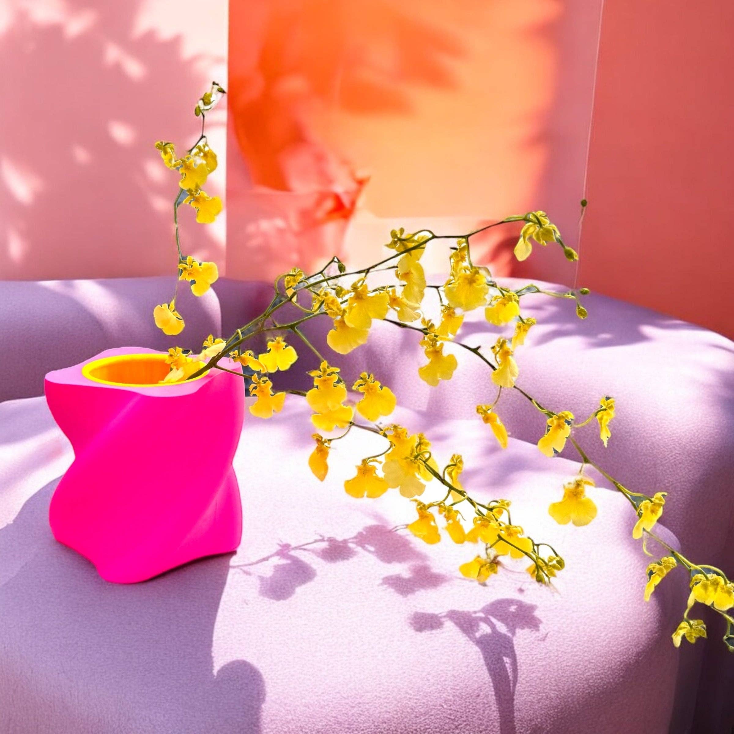 Pink Stories – Engroshandel Vase – Sway 100 % * Neon pink vase i 3D-tryk0