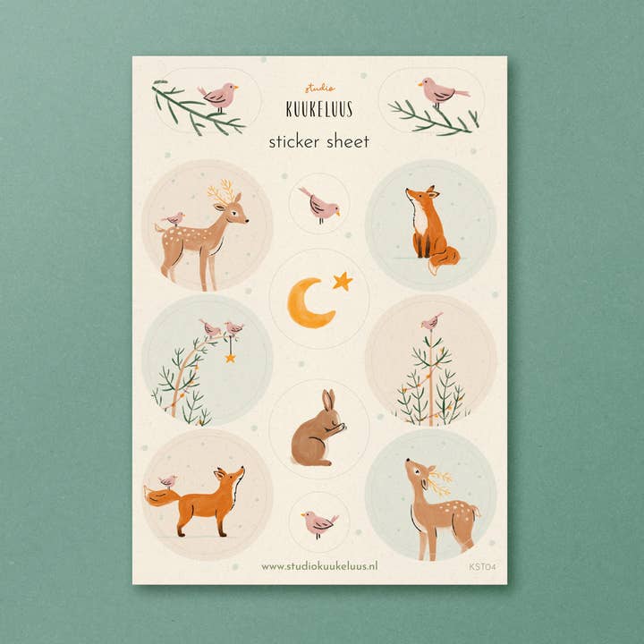 Feuille d'autocollants Animaux de la forêt pour la vente par Studio Kuukeluus