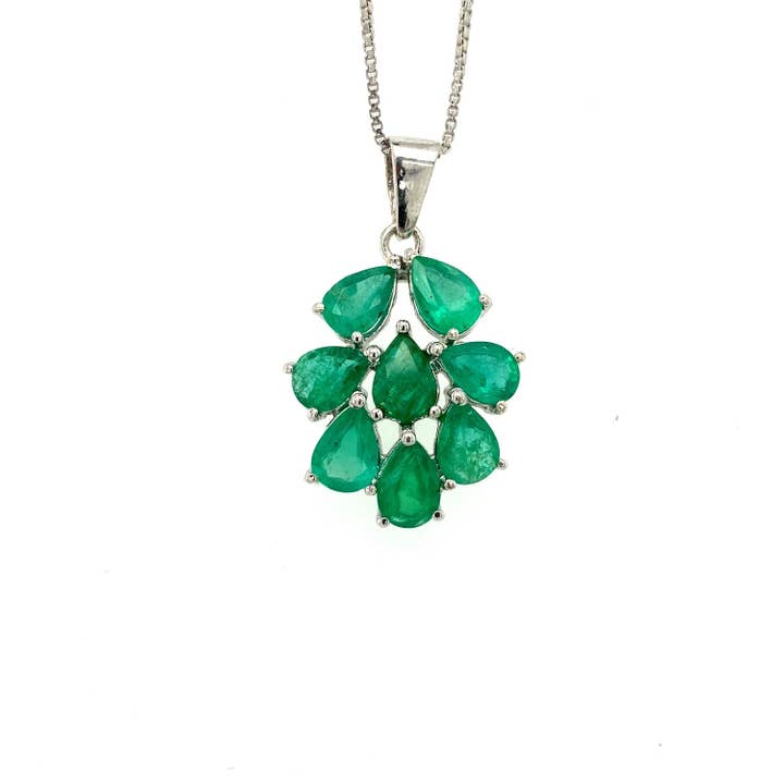 Colgante de esmeralda en plata esterlina.925 - KSP 35908 para venta al por mayor de Kotawala Jewels